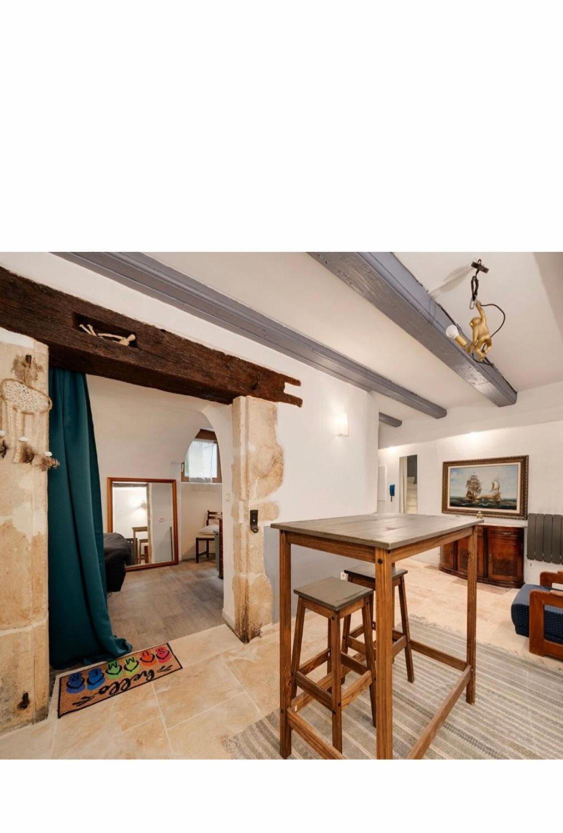 نانسي Rent Big Room With Breakfast Free In Old City المظهر الخارجي الصورة